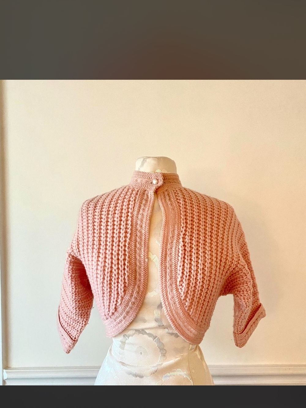 Vintage RARE Authentic 50s Pink Cropped Knit Shrug Sweater - Women